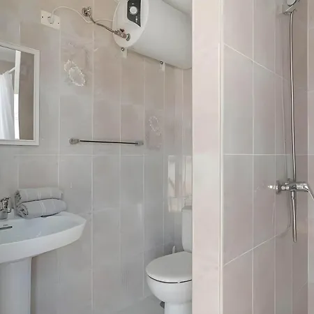 Con Piscina Compartida Cerca Del Centro Lägenhet