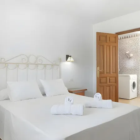 Con Piscina Compartida Cerca Del Centro Apartment *