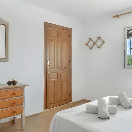 Con Piscina Compartida Cerca Del Centro Apartment