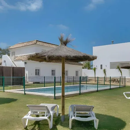 Con Piscina Compartida Cerca Del Centro Conil De La Frontera