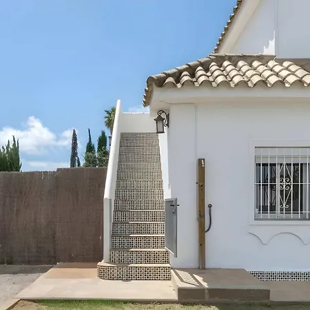 Con Piscina Compartida Cerca Del Centro * Conil De La Frontera