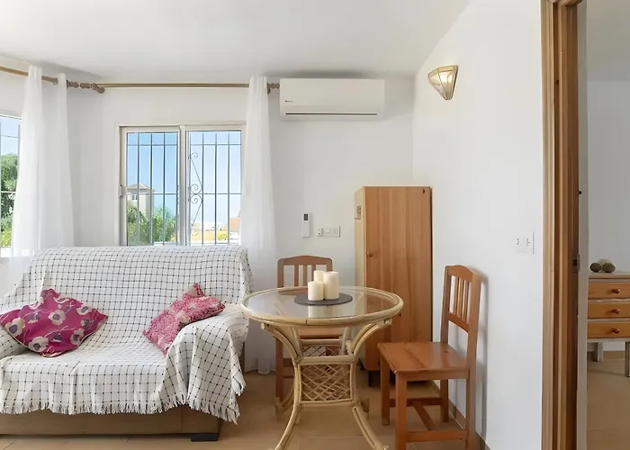 Con Piscina Compartida Cerca Del Centro Conil De La Frontera