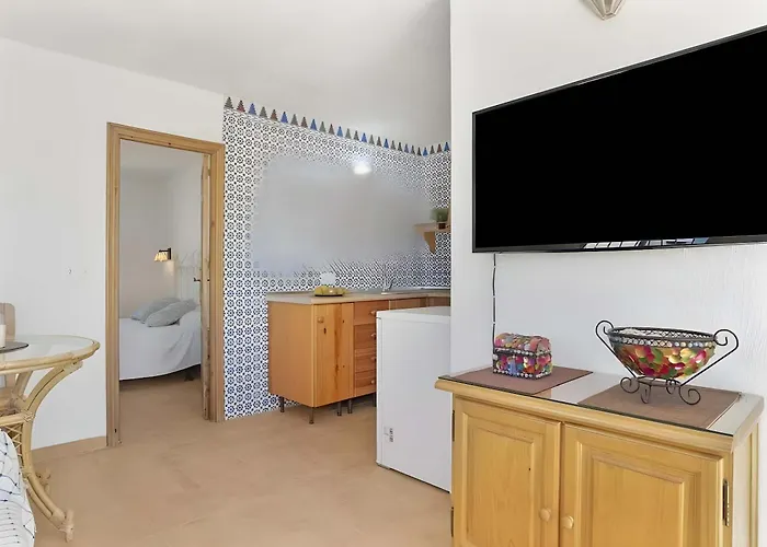 Con Piscina Compartida Cerca Del Centro Appartamento