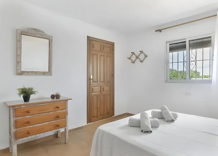 Con Piscina Compartida Cerca Del Centro Conil De La Frontera