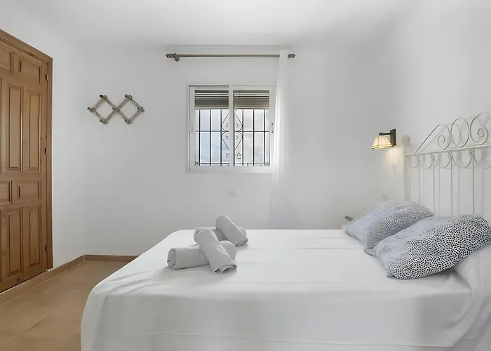 Con Piscina Compartida Cerca Del Centro Appartamento *